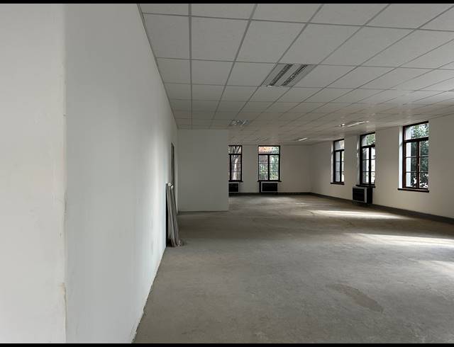 188M² OFFICE TO LET IN SANDTON CENTRAL